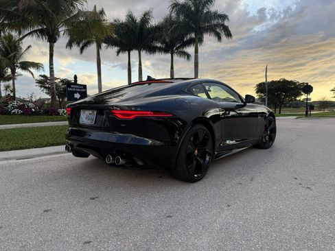 Used 2023 Jaguar F-TYPE R-Dynamic image 4