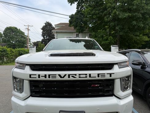 Used 2023 Chevrolet Silverado 3500 LTZ w/ LTZ Plus Package AWD/4WD image 5