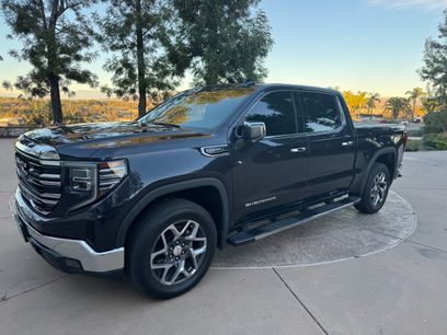 Used 2023 GMC Sierra 1500 SLT w/ SLT Premium Package
