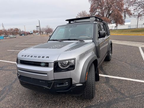 Used 2023 Land Rover Defender 110 X-Dynamic SE image 1