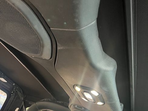 Used 2021 Jeep Wrangler Rubicon image 18