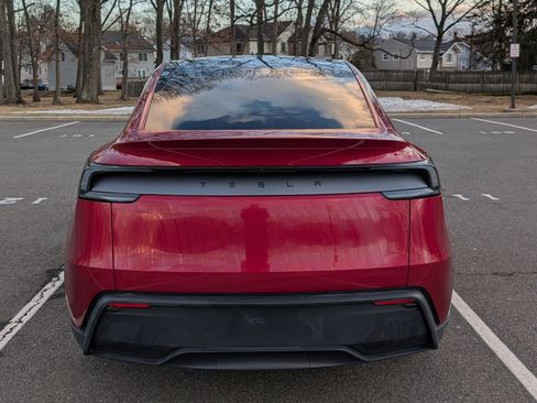 Used 2026 Tesla Model Y Long Range image 6