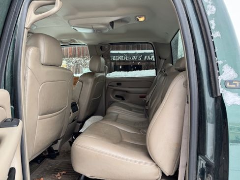 Used 2004 Chevrolet Silverado 2500 LT image 6
