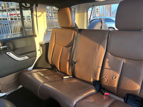 Used 2013 Jeep Wrangler Unlimited Sahara w/ Dual Top Group image 13