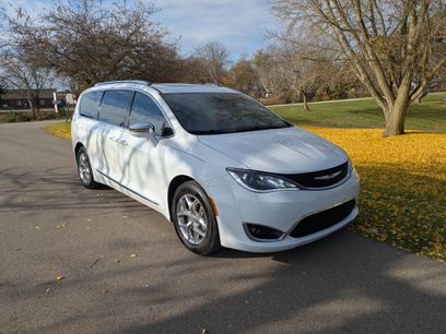 Used 2019 Chrysler Pacifica Limited
