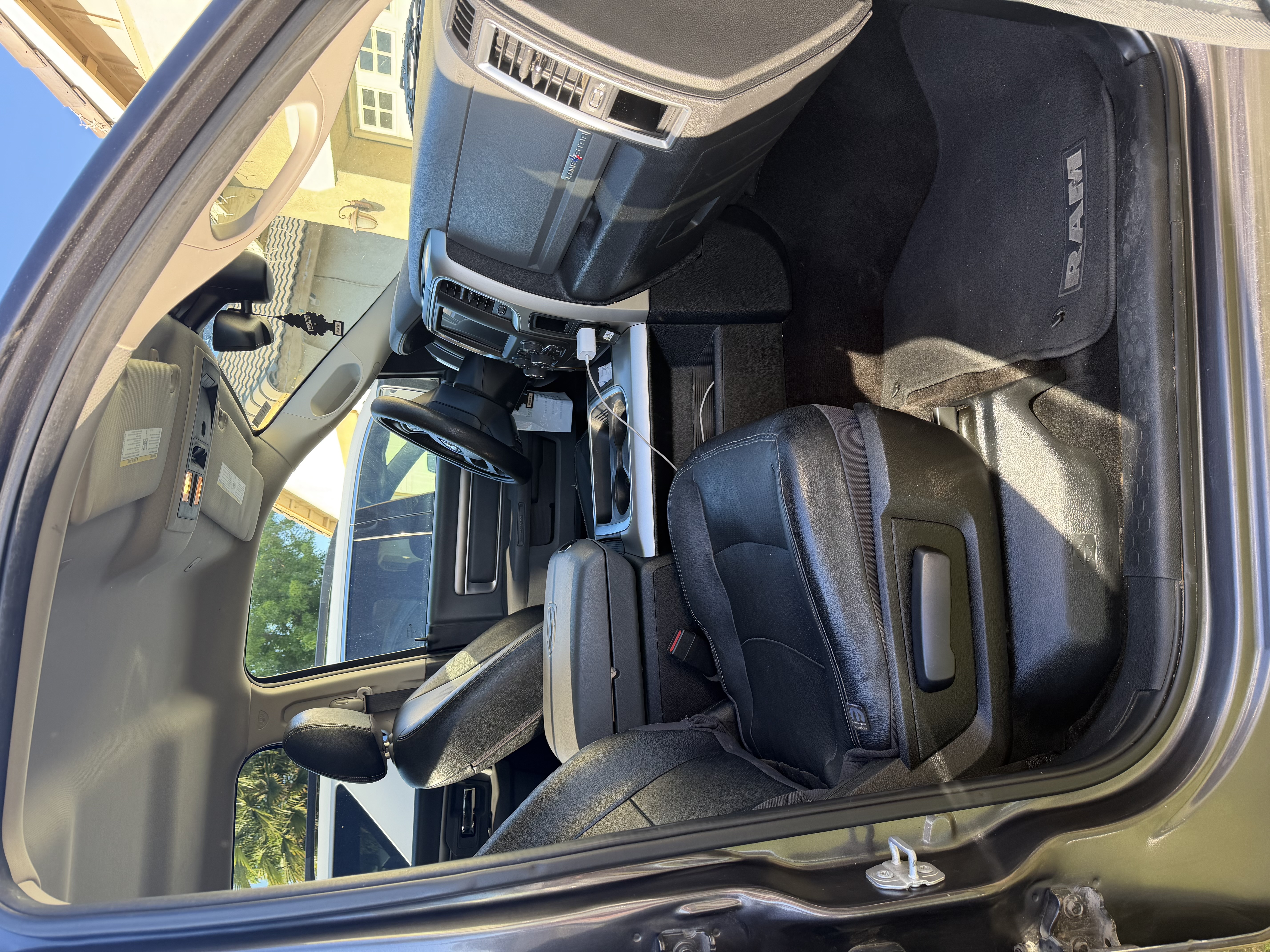 Used 2017 RAM 1500 Lone Star AWD/4WD image 8