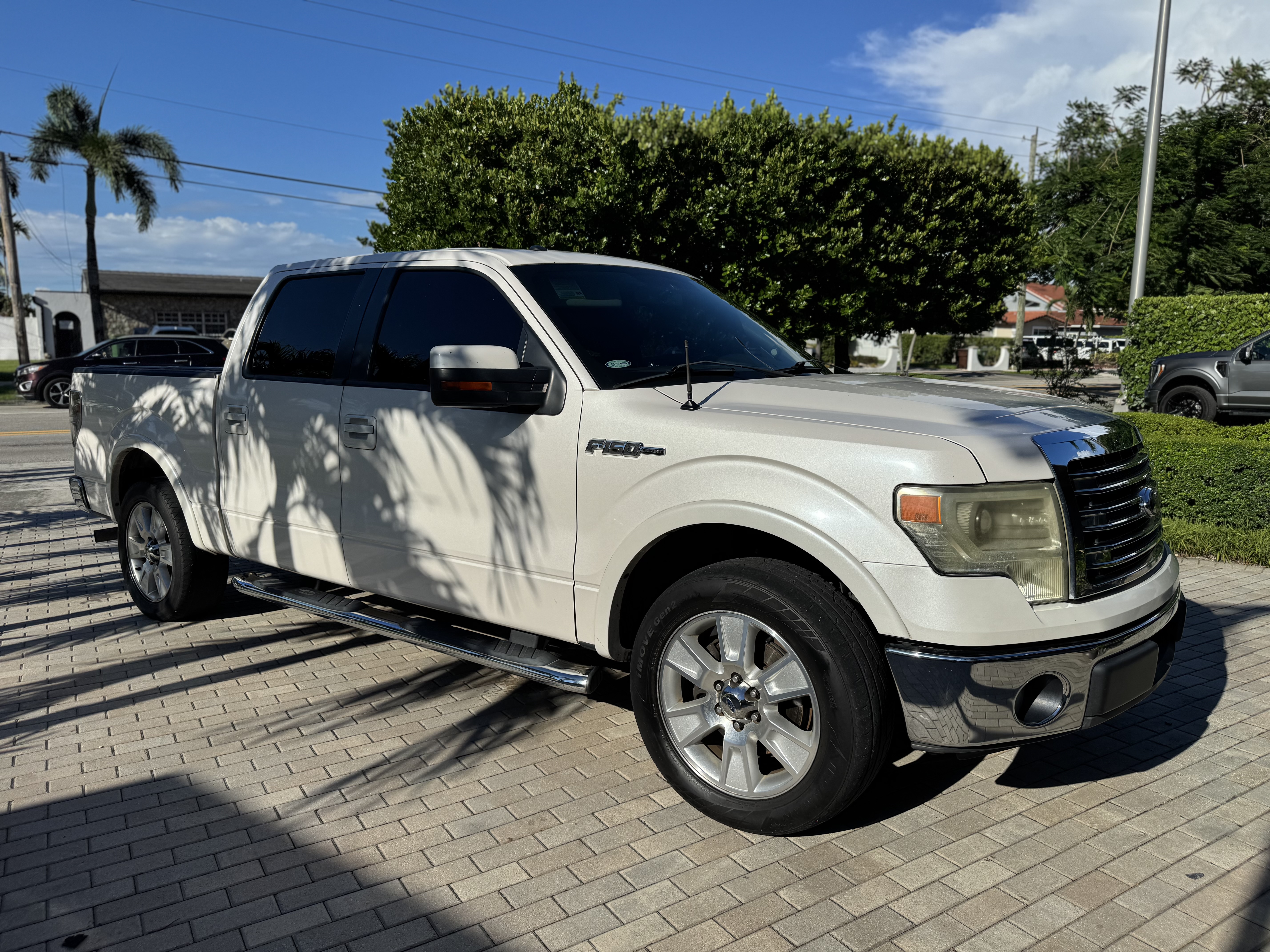 Used 2013 Ford F150 Lariat w/ Luxury Equipment Group RWD image 6