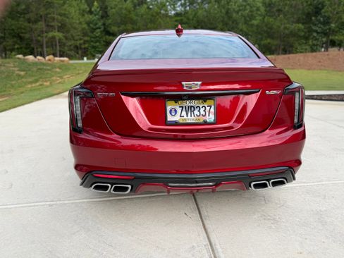 Used 2021 Cadillac CT5 V w/ Premium Package RWD image 2