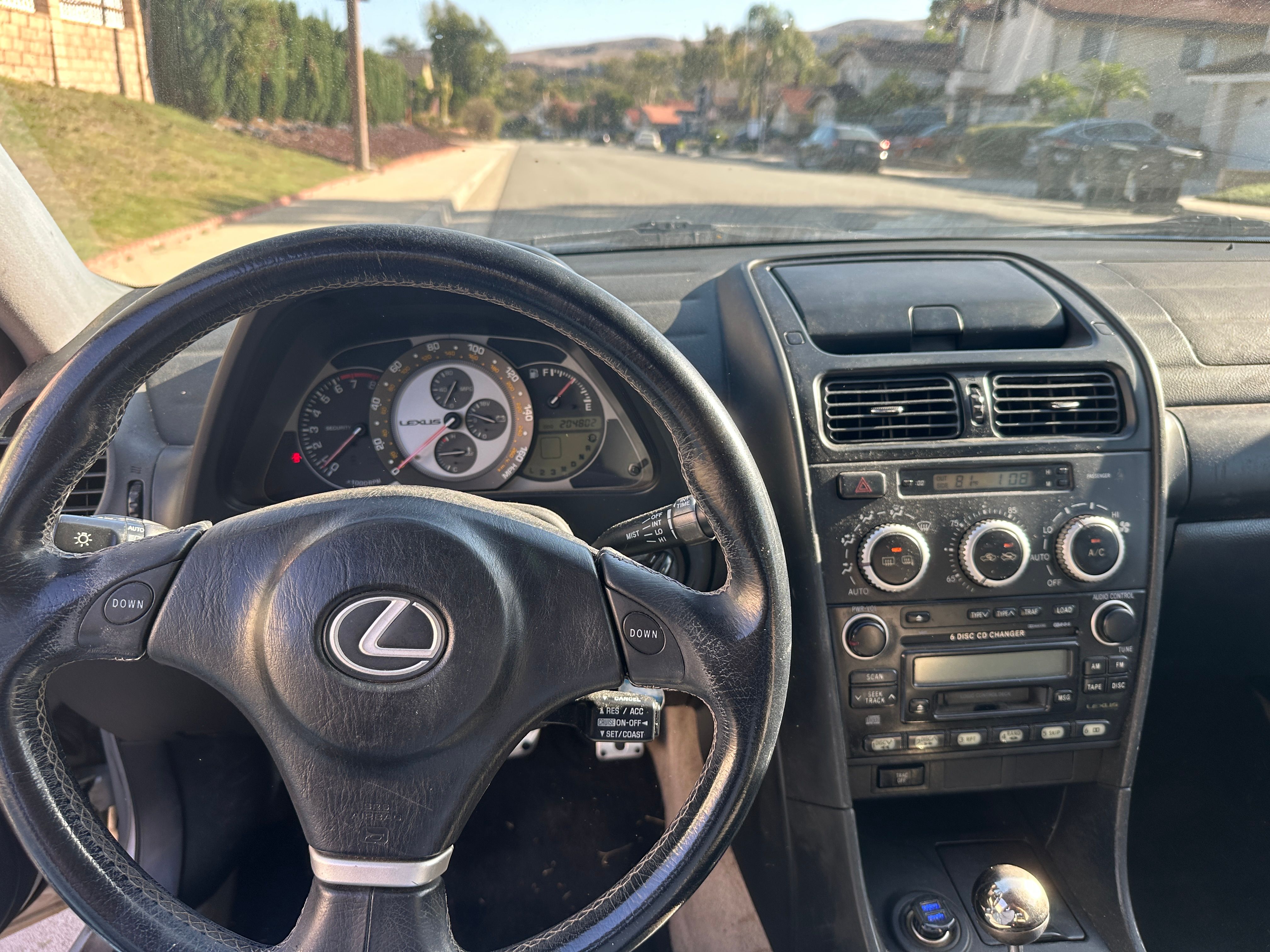 Used 2004 Lexus IS 300 RWD image 10