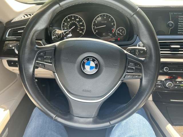 Used 2012 BMW 750Li RWD image 16
