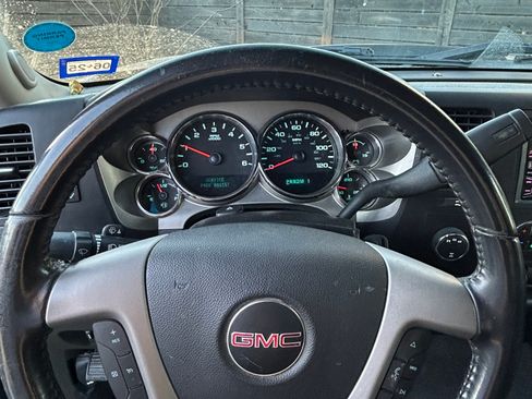 Used 2014 GMC Sierra 2500 SLE w/ Texas Edition image 11