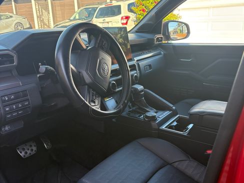 Used 2024 Toyota Tacoma TRD Sport w/ TRD Sport Premium Package image 20