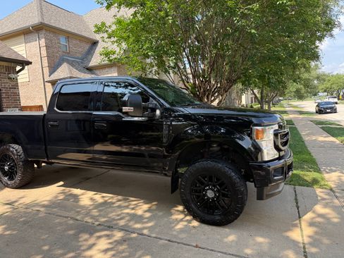 Used 2017 Ford F350 Lariat w/ Chrome Package AWD/4WD image 2