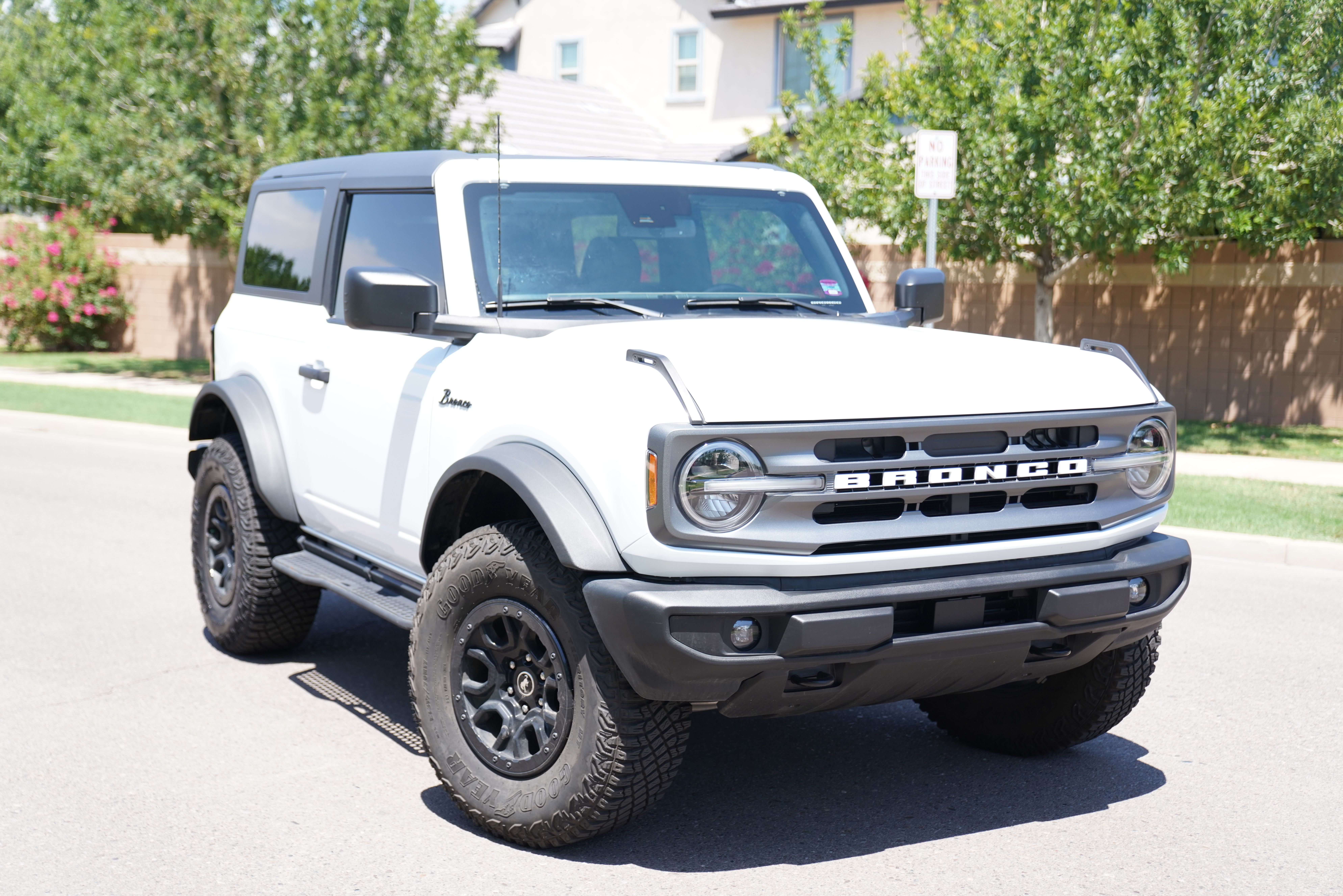 Used 2024 Ford Bronco Big Bend w/ Sasquatch Package AWD/4WD image 5