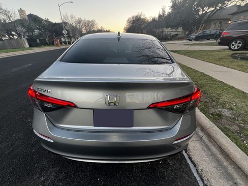 Used 2023 Honda Civic EX image 13