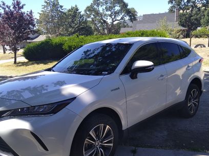 Used 2021 Toyota Venza LE