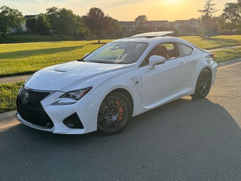 Used 2017 Lexus RC F w/ Premium Package RWD image 11