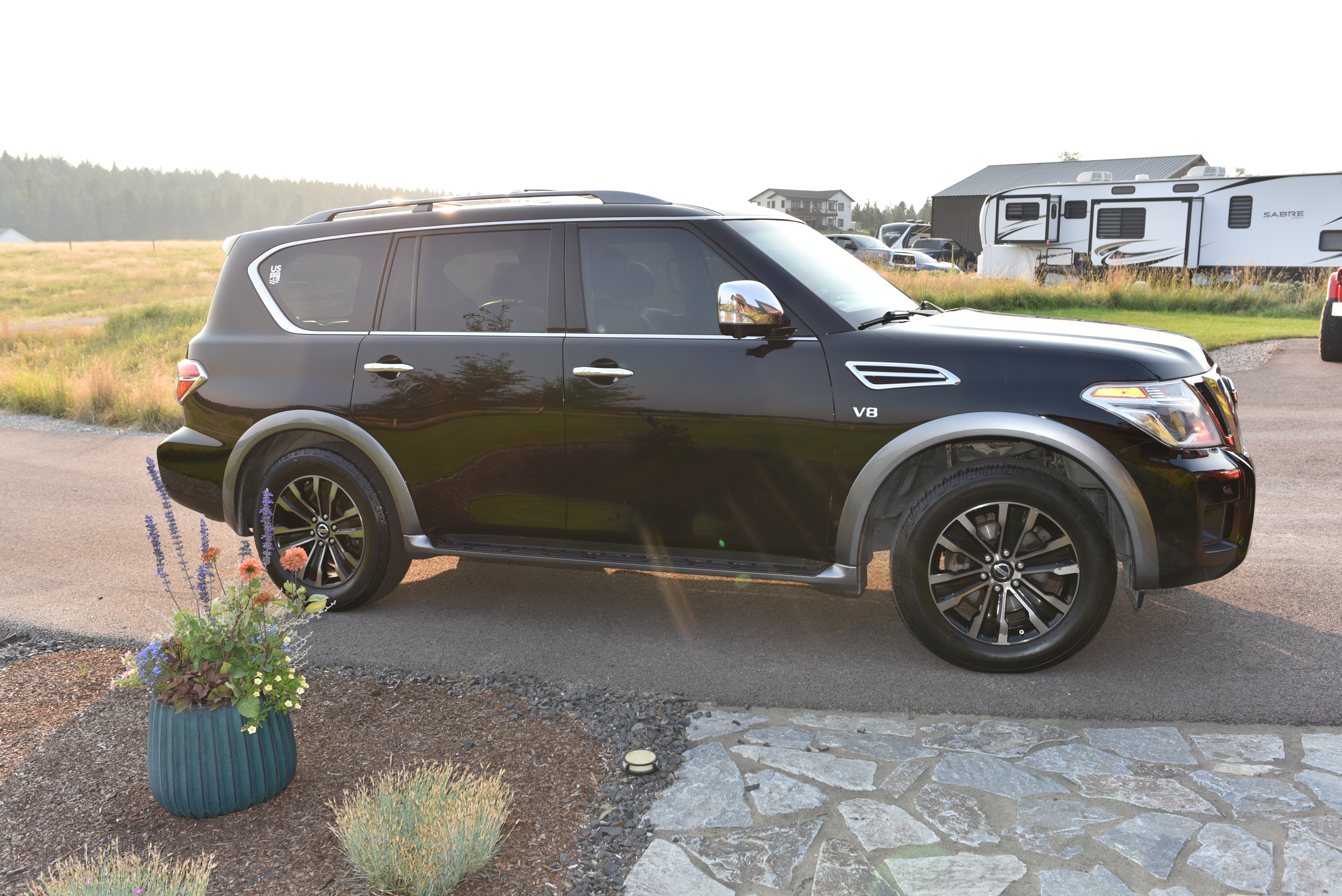 Used 2017 Nissan Armada Platinum w/ Captain Seat Package AWD/4WD image 9