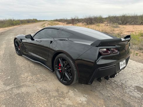 Used 2015 Chevrolet Corvette Stingray Coupe RWD image 11