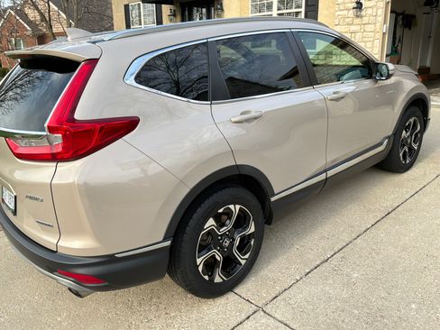 Used 2018 Honda CR-V Touring image 5