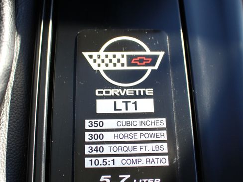 Used 1994 Chevrolet Corvette Coupe image 8