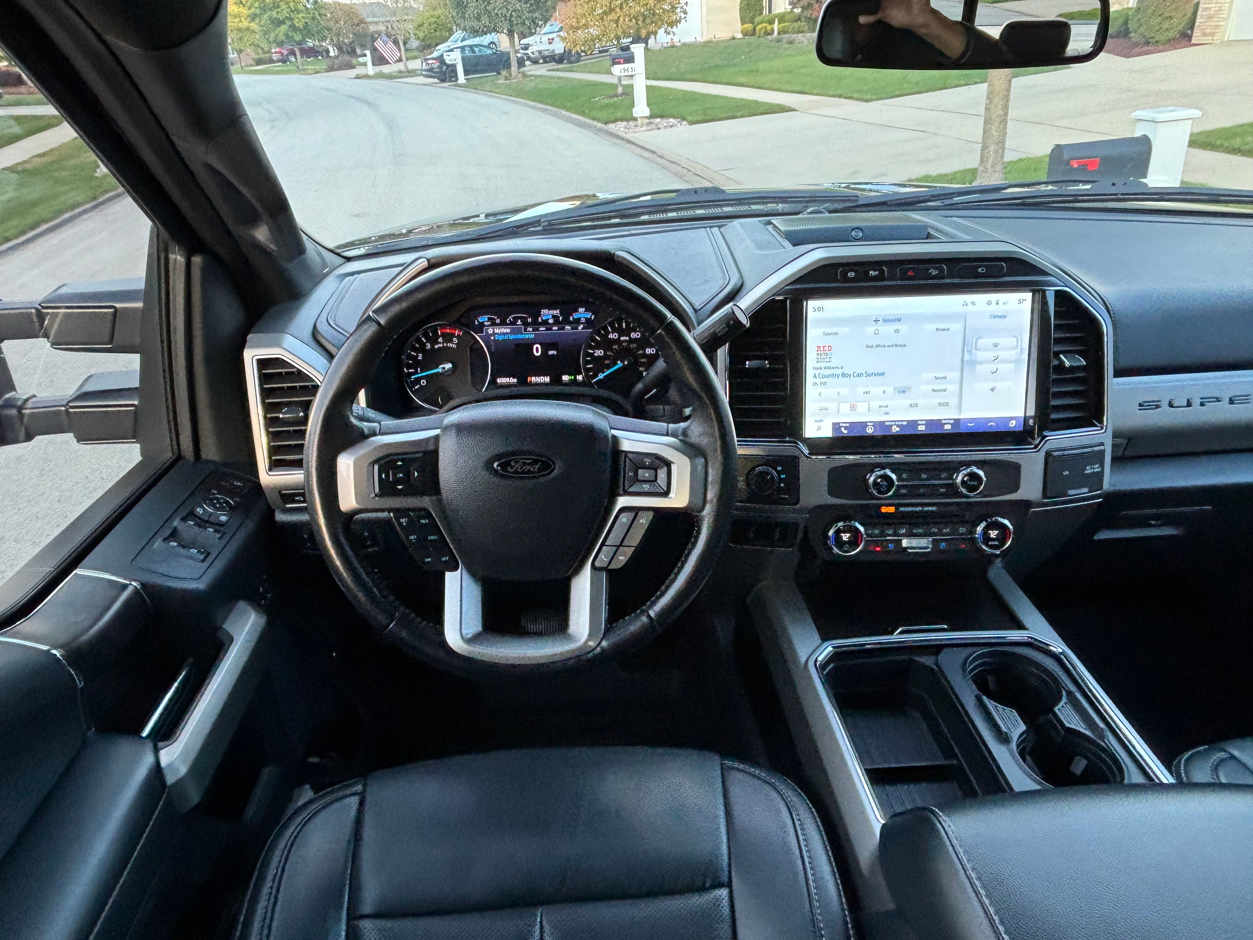 Used 2022 Ford F250 Lariat w/ Black Appearance Package AWD/4WD image 23