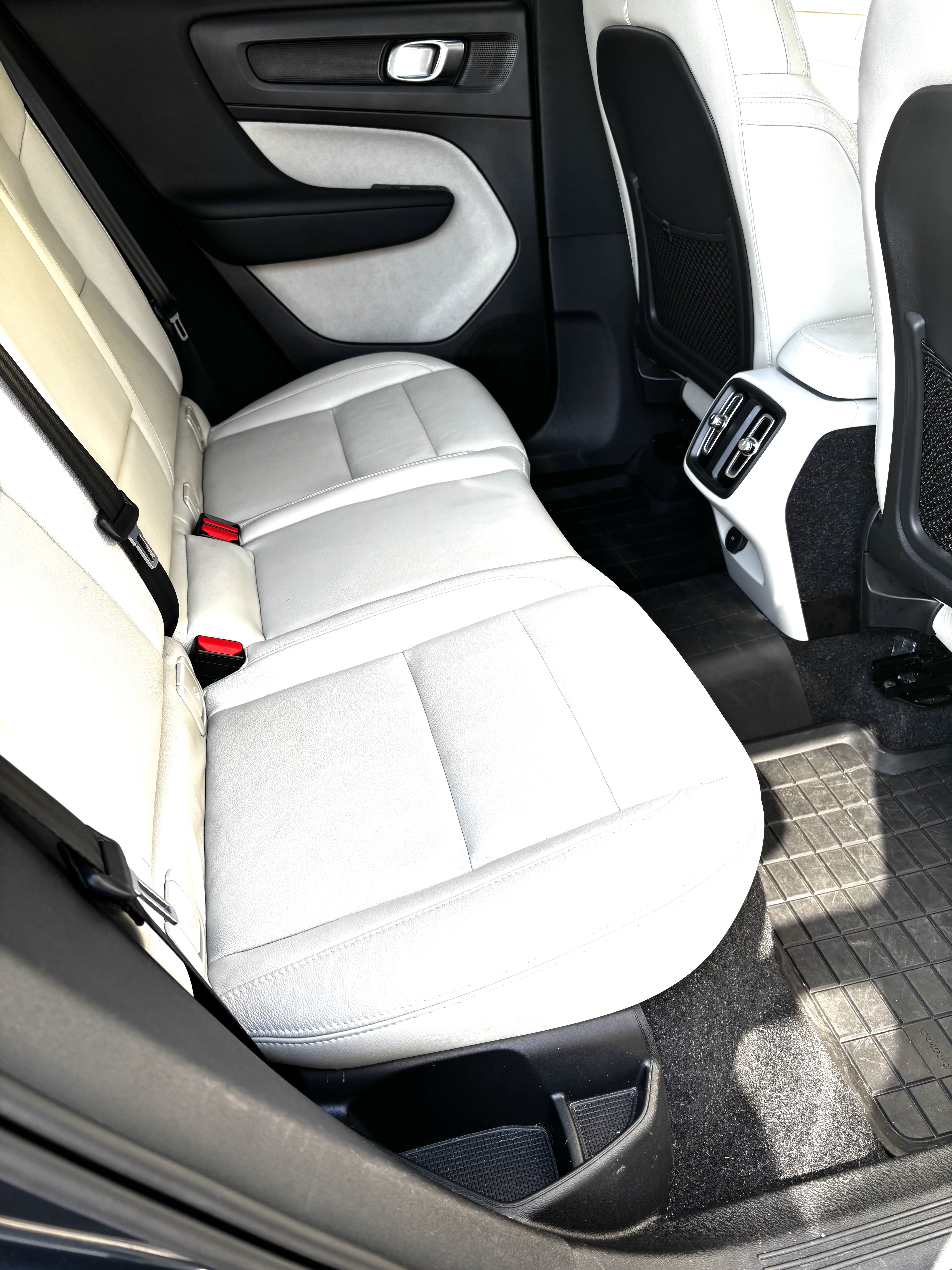 Used 2019 Volvo XC40 T5 Inscription AWD/4WD image 5
