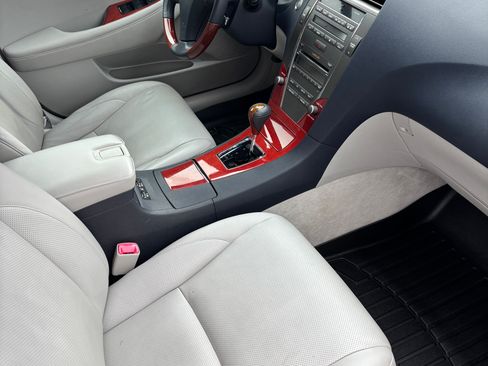 Used 2007 Lexus ES 350 FWD image 6