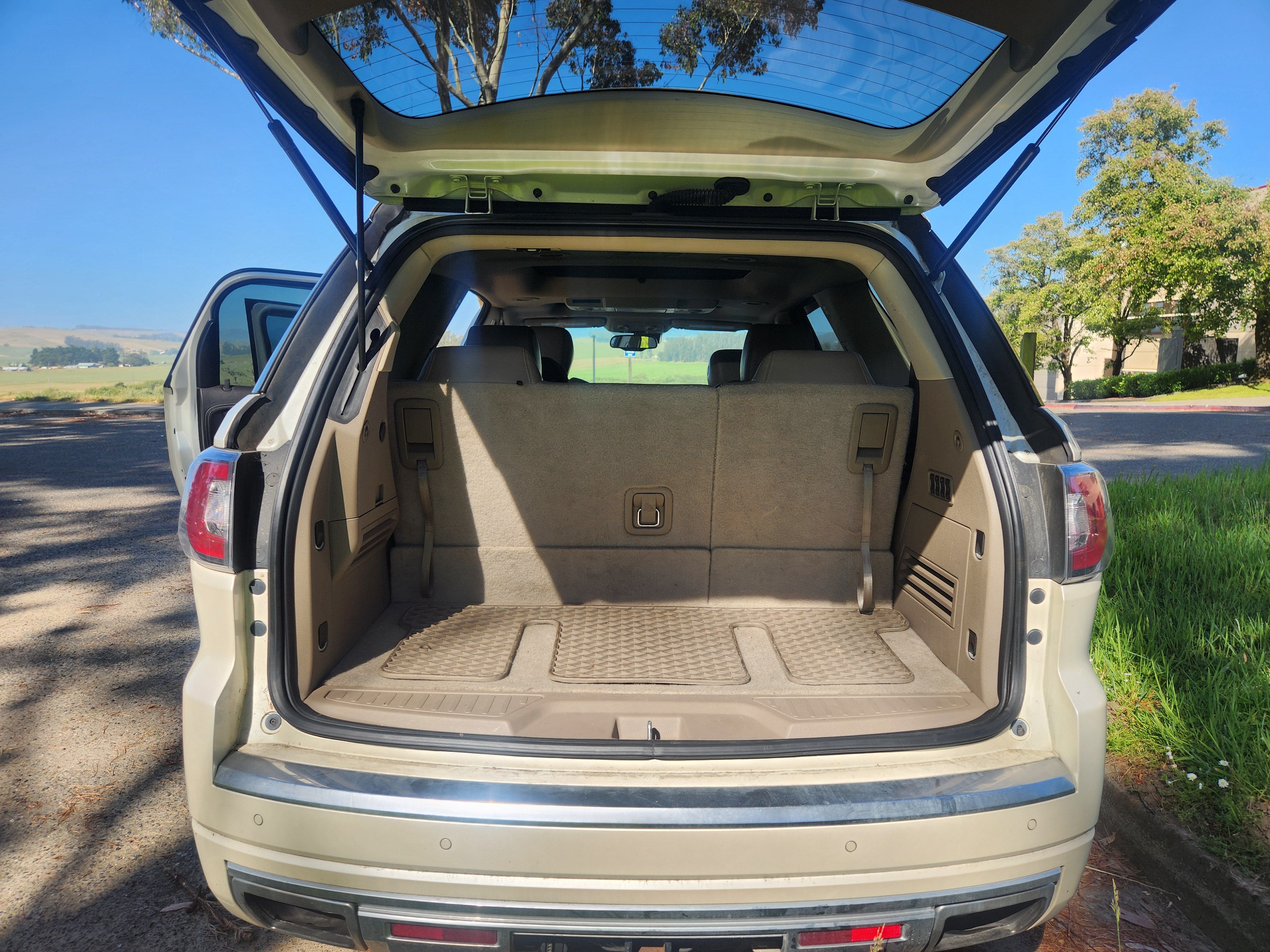 Used 2015 GMC Acadia Denali AWD/4WD image 6