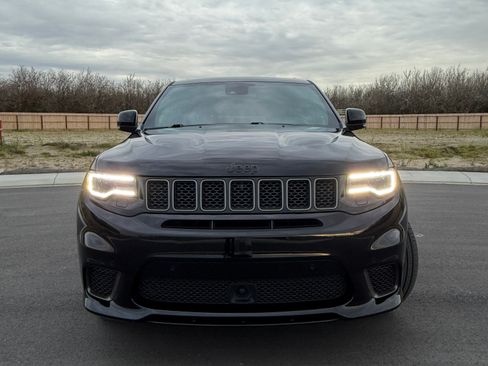 Used 2018 Jeep Grand Cherokee Trackhawk w/ Trailer Tow Group IV image 4