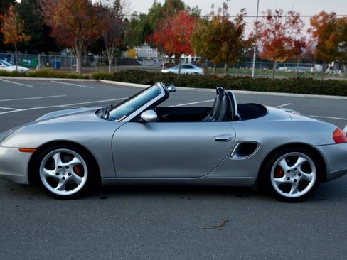 Used 2000 Porsche Boxster S image 5