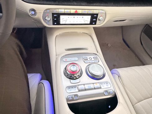 Used 2025 Genesis G90 3.5T AWD/4WD image 24