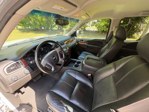 Used 2013 Chevrolet Tahoe LT image 13
