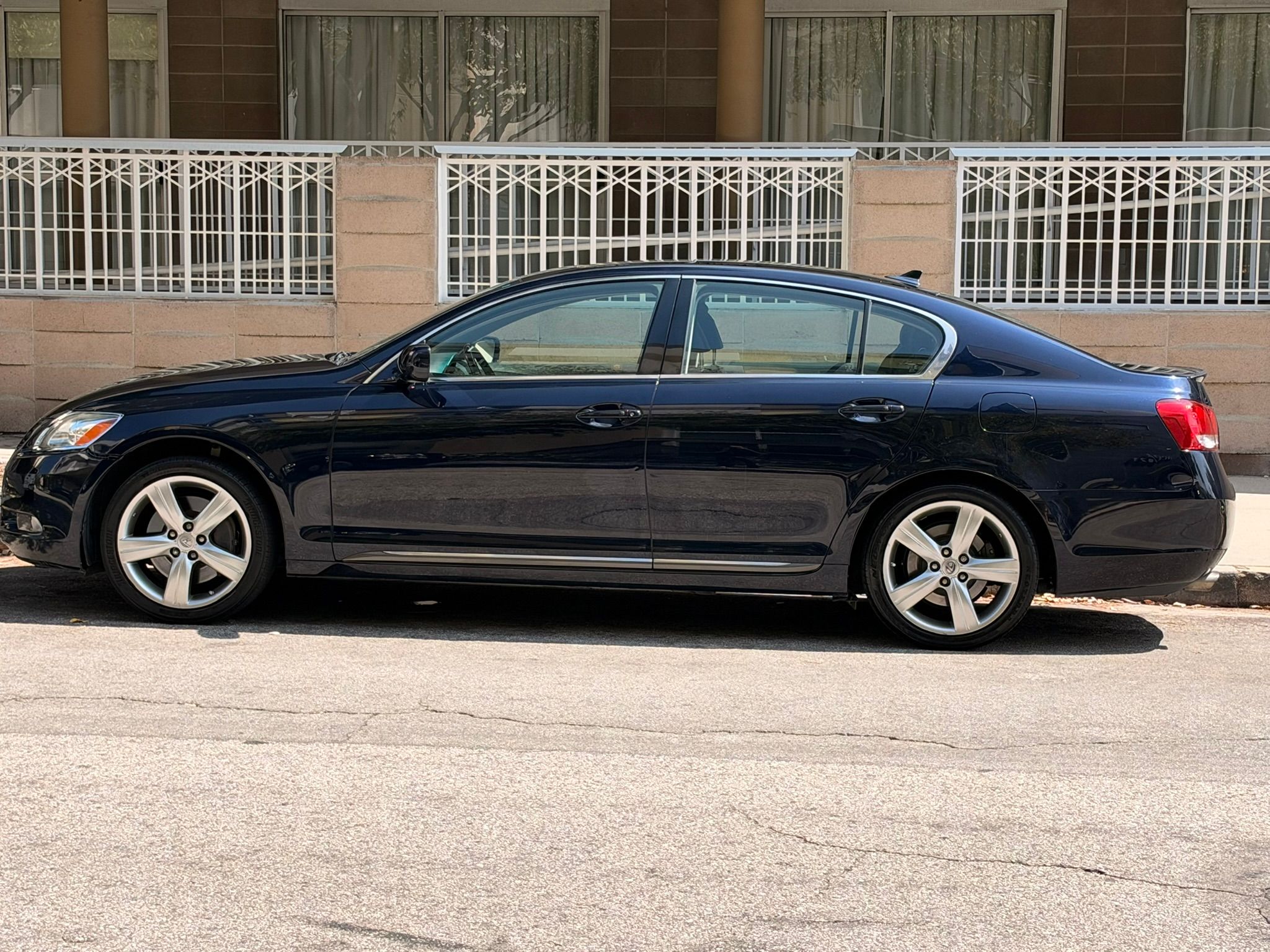 Used 2007 Lexus GS 350 w/ Preferred Accessory Pkg RWD image 4