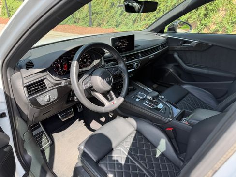 Used 2019 Audi S4 Premium Plus w/ Premium Plus Package AWD/4WD image 15