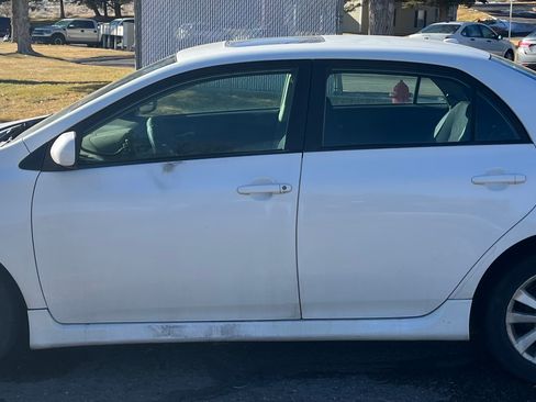 Used 2009 Toyota Corolla S image 5