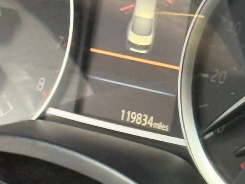 Used 2019 Nissan Sentra S FWD image 16