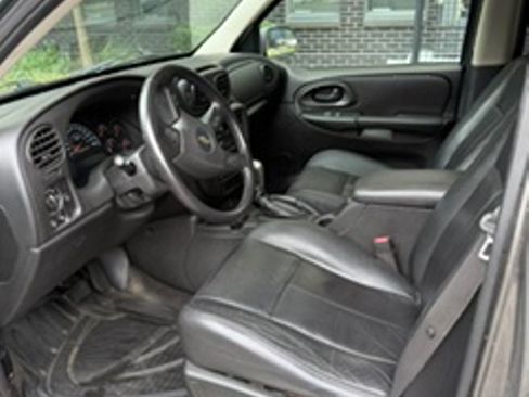 Used 2008 Chevrolet TrailBlazer LT w/ Sun And Sound Package AWD/4WD image 10