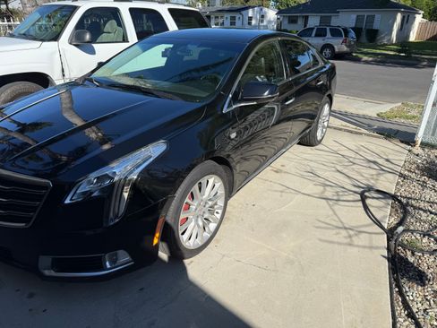 Used 2019 Cadillac XTS Luxury image 6