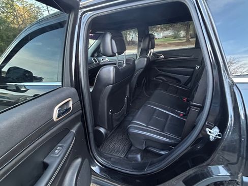 Used 2015 Jeep Grand Cherokee Limited image 6