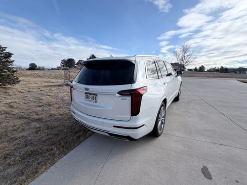 Used 2024 Cadillac XT6 Premium Luxury w/ Platinum Package image 10