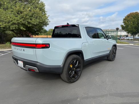 Used 2023 Rivian R1T Adventure AWD/4WD image 4