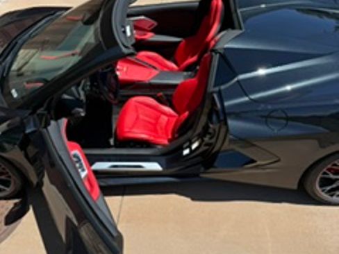 Used 2024 Chevrolet Corvette Stingray Preferred Conv w/ 2LT RWD image 16
