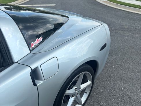 Used 2012 Chevrolet Corvette Coupe w/ Roof Package RWD image 20