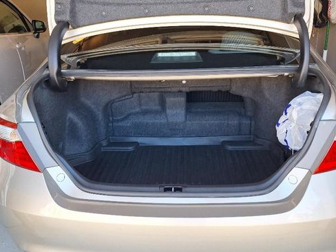 Used 2015 Toyota Camry XLE image 5