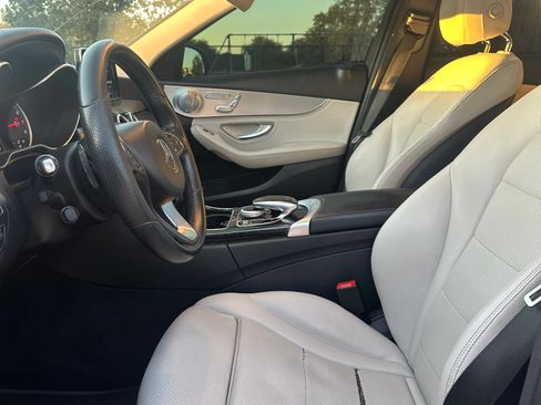 Used 2015 Mercedes-Benz C 300 Sedan image 22