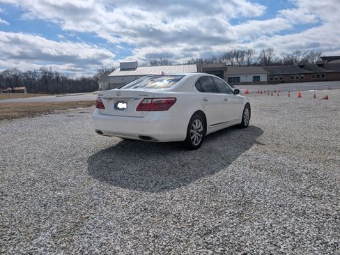 Used 2010 Lexus LS 460 AWD image 6