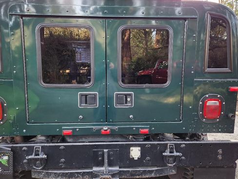 Used 1998 HUMMER H1 4-Door Wagon image 8