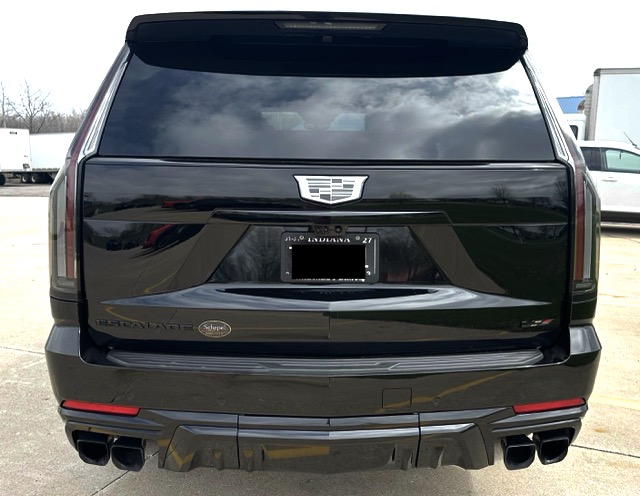 Used 2026 Cadillac Escalade V w/ LPO, ONYX Package AWD/4WD image 4