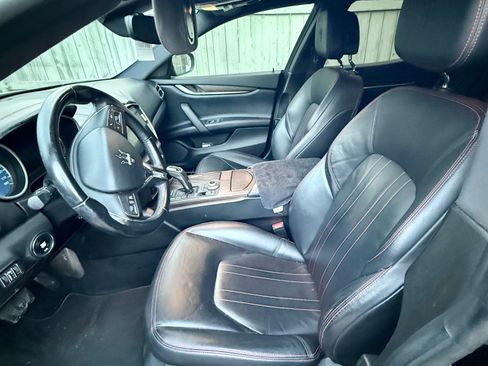 Used 2019 Maserati Ghibli image 2